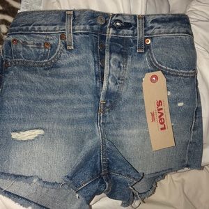 Levi shorts